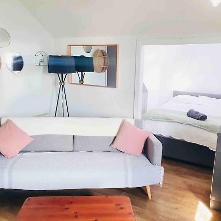 Cosy Top Floor Flat! Self Check-In & Free Parking Apartamento Blackpool Exterior foto