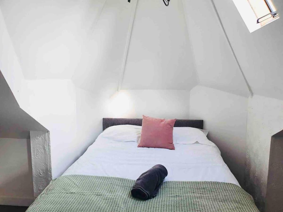 Cosy Top Floor Flat! Self Check-In & Free Parking Apartamento Blackpool Exterior foto